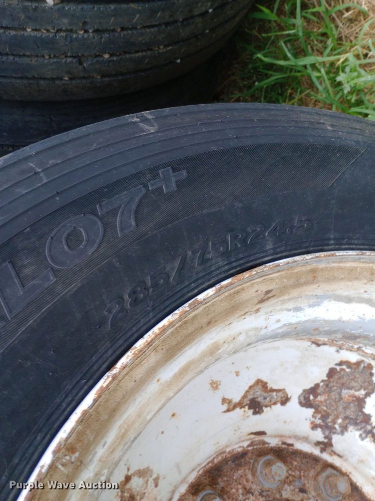 image for item DQ7210 1979 VIM tank trailer