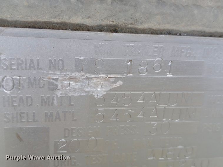 image for item DQ7210 1979 VIM tank trailer