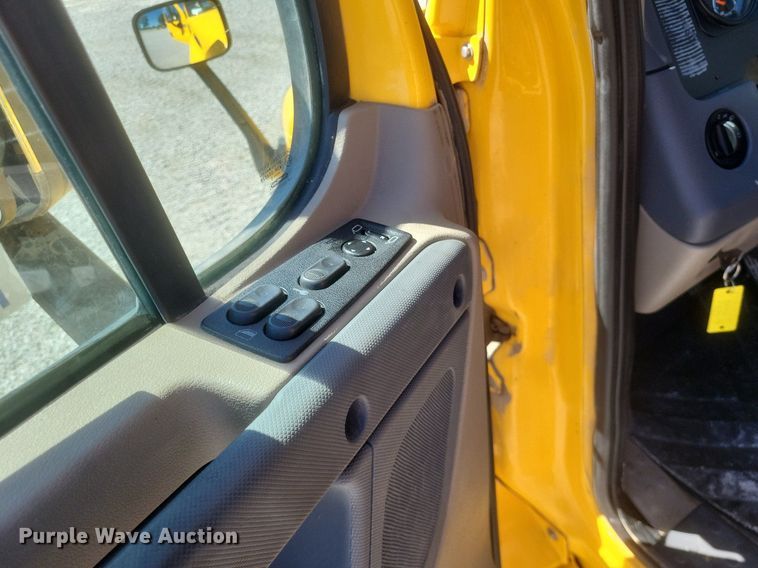 image for item DR4849 2017 Freightliner  Cascadia 113 semi truck