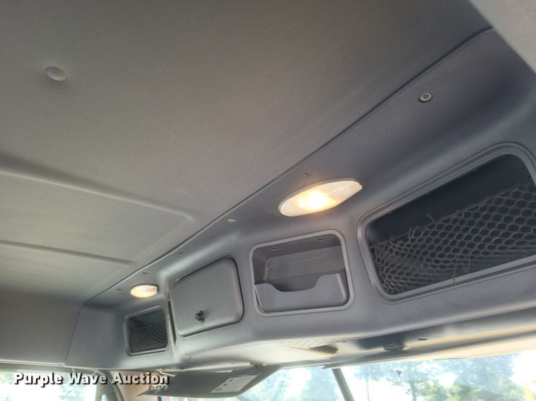 image for item DR4849 2017 Freightliner  Cascadia 113 semi truck