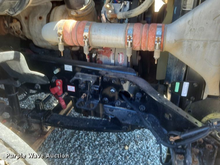 image for item DR4849 2017 Freightliner  Cascadia 113 semi truck