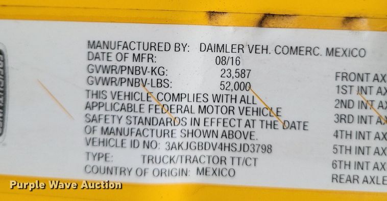 image for item DR4849 2017 Freightliner  Cascadia 113 semi truck