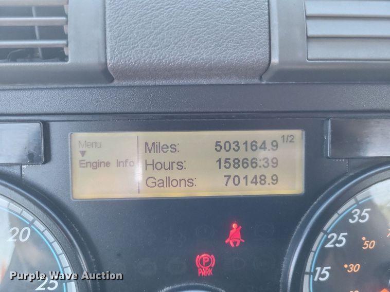 image for item DR4850 2016 Freightliner  Cascadia 125 Evolution  semi truck