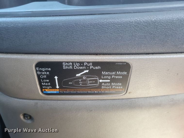 image for item DR4850 2016 Freightliner  Cascadia 125 Evolution  semi truck