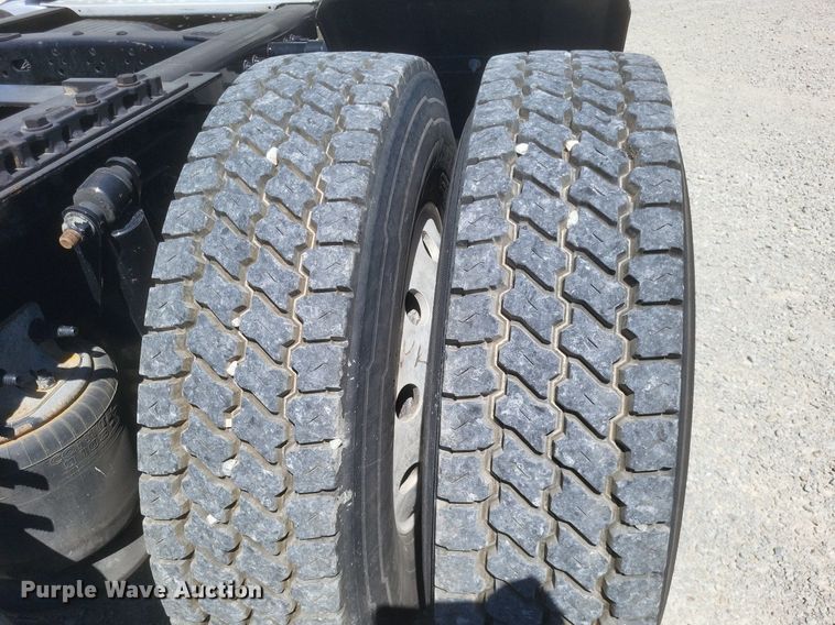 image for item DR4850 2016 Freightliner  Cascadia 125 Evolution  semi truck