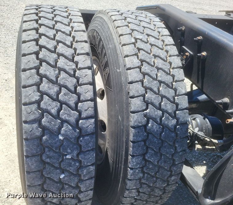 image for item DR4850 2016 Freightliner  Cascadia 125 Evolution  semi truck