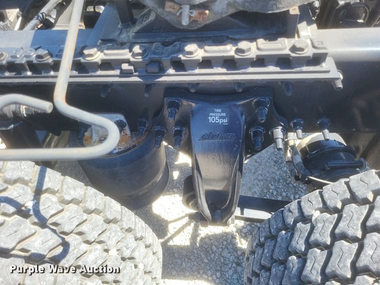 image for item DR4850 2016 Freightliner  Cascadia 125 Evolution  semi truck