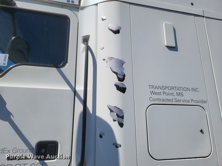 image for item DR4853 2005 Mack CX612 semi truck