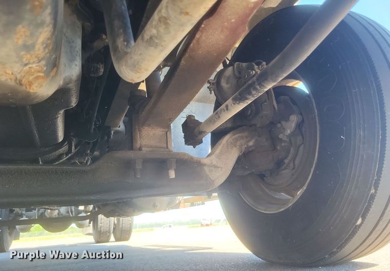 image for item DR4853 2005 Mack CX612 semi truck