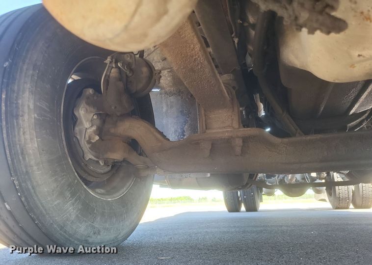 image for item DR4853 2005 Mack CX612 semi truck