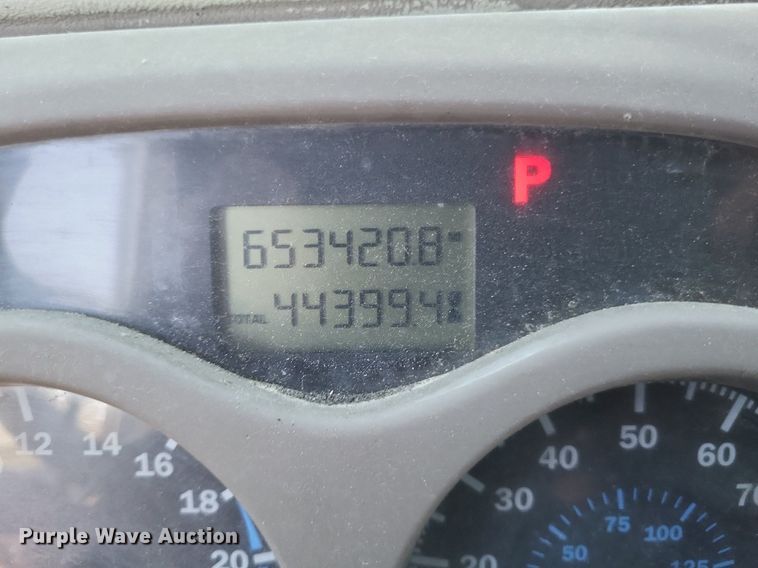 image for item DR4853 2005 Mack CX612 semi truck