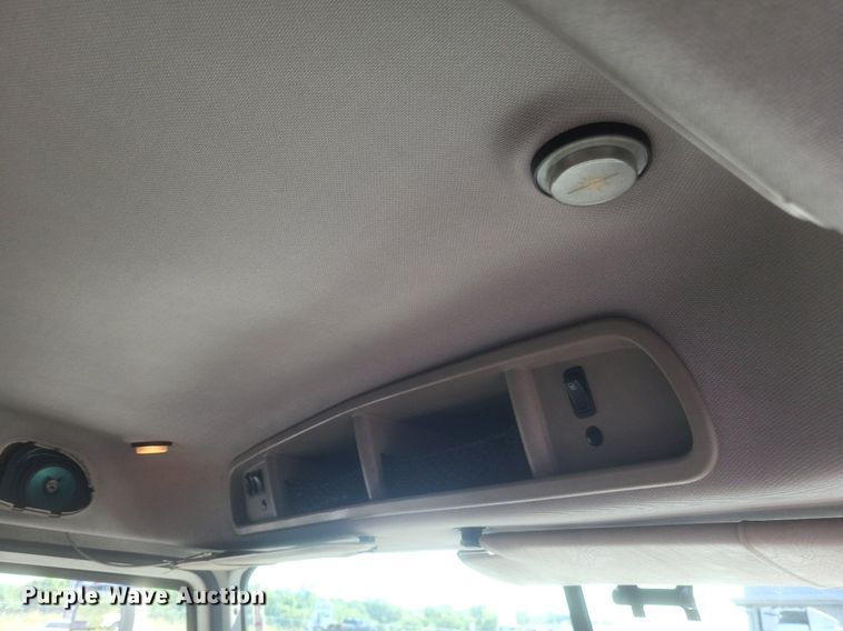 image for item DR4853 2005 Mack CX612 semi truck