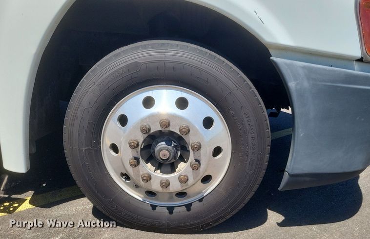 image for item DR4854 2015 Freightliner  Cascadia 125 semi truck