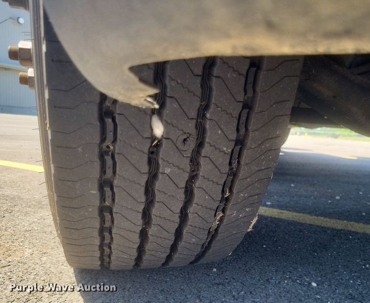 image for item DR4854 2015 Freightliner  Cascadia 125 semi truck