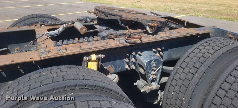 image for item DR4855 2006 Mack CXN613 semi truck