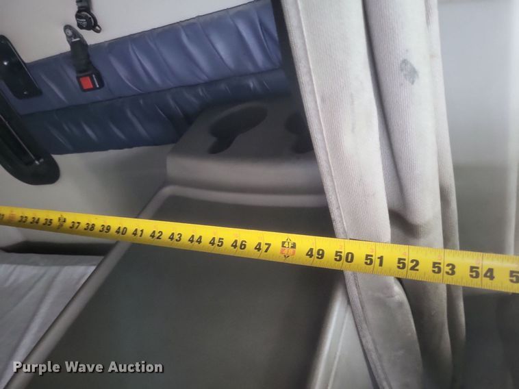 image for item DR4855 2006 Mack CXN613 semi truck