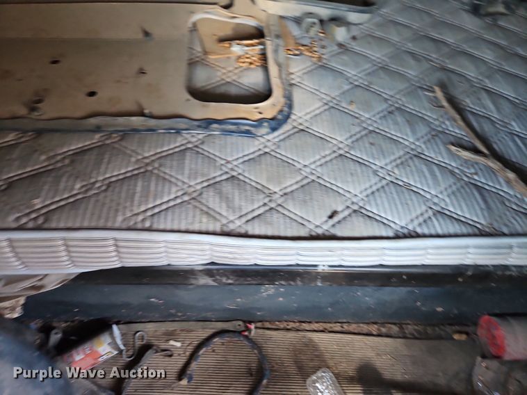 image for item DR8681 1995 Freightliner  FLD semi truck