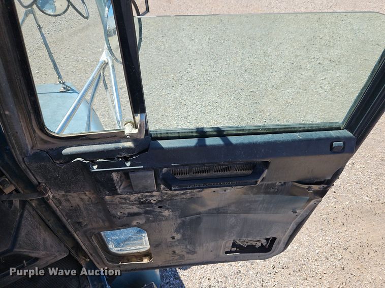 image for item DR8681 1995 Freightliner  FLD semi truck