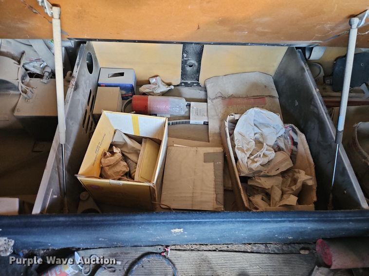 image for item DR8681 1995 Freightliner  FLD semi truck