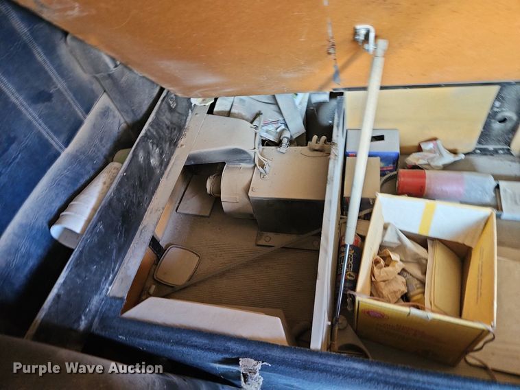 image for item DR8681 1995 Freightliner  FLD semi truck