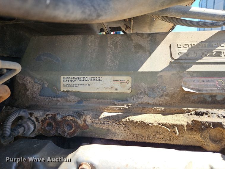 image for item DR8681 1995 Freightliner  FLD semi truck