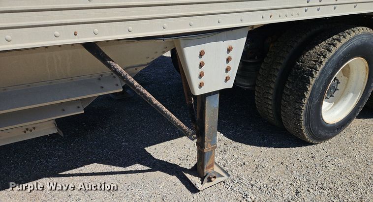 image for item DR8684 1999 Timpte Super Hopper grain trailer