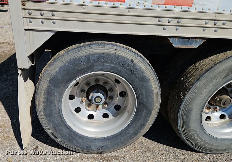 image for item DR8684 1999 Timpte Super Hopper grain trailer