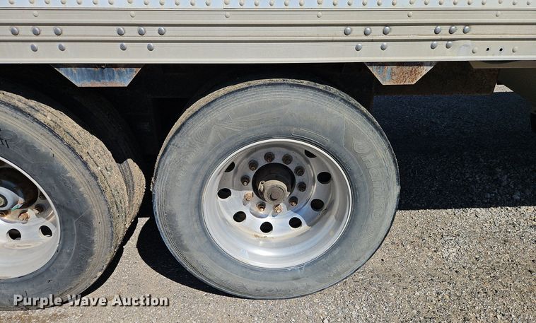 image for item DR8684 1999 Timpte Super Hopper grain trailer