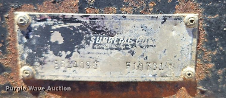 image for item DR8690 2000 Ford F650 Super Duty XLT flatbed truck