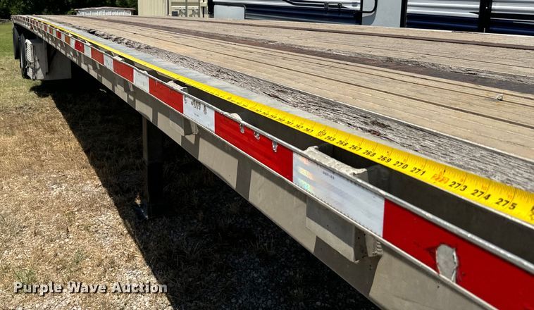 image for item DU3012 1998 Wilson  CF900 flatbed trailer