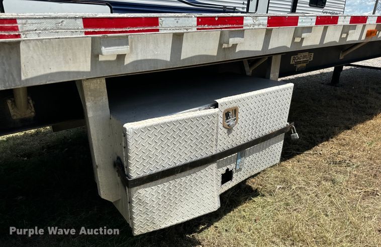 image for item DU3012 1998 Wilson  CF900 flatbed trailer