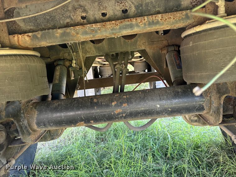 image for item DU3012 1998 Wilson  CF900 flatbed trailer