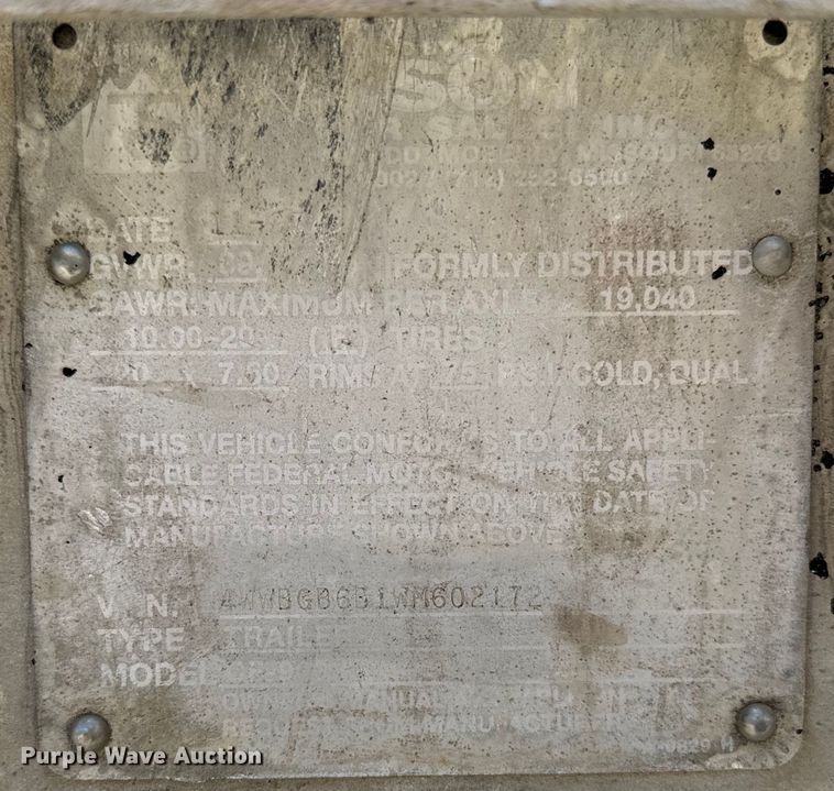 image for item DU3012 1998 Wilson  CF900 flatbed trailer