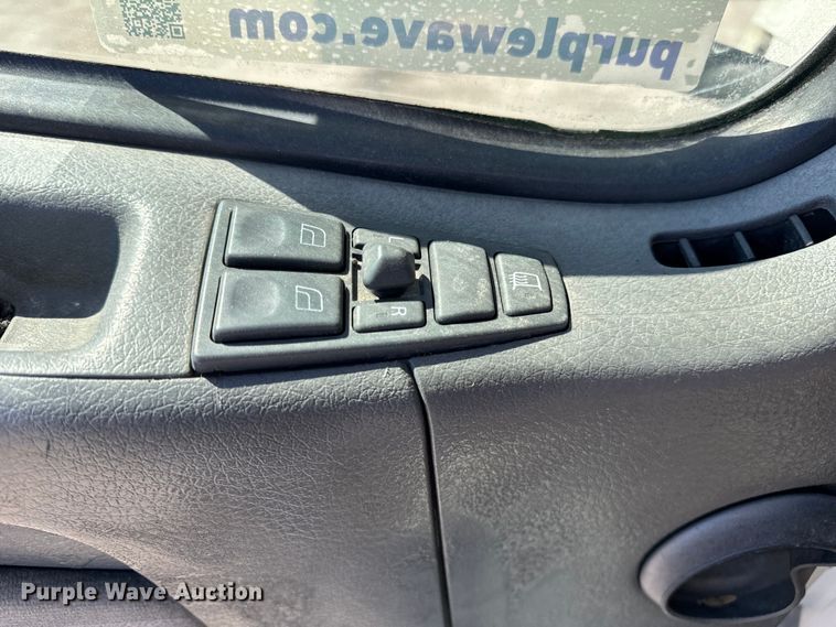 image for item DV5776 2009 Volvo  VNL semi truck