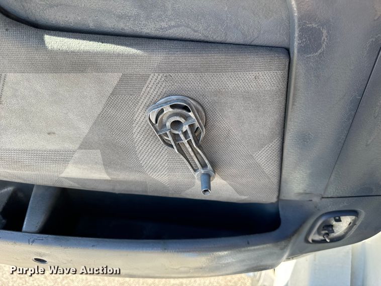 image for item DV5776 2009 Volvo  VNL semi truck