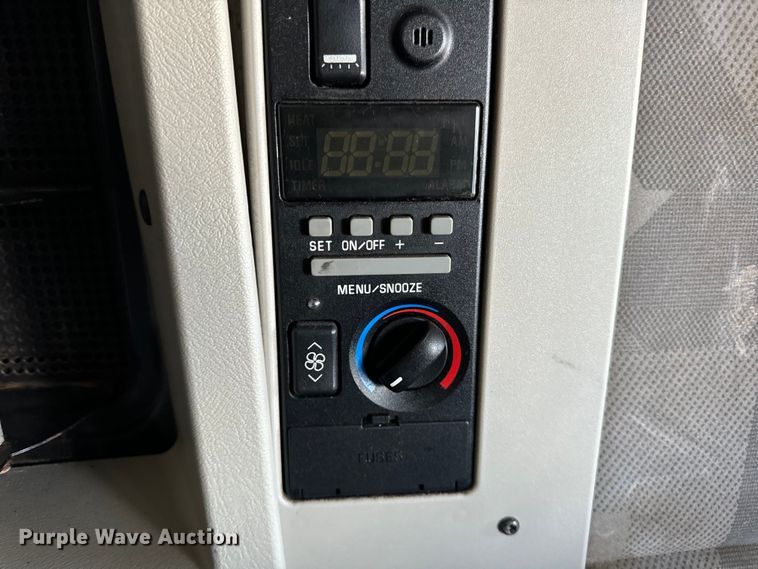 image for item DV5776 2009 Volvo  VNL semi truck