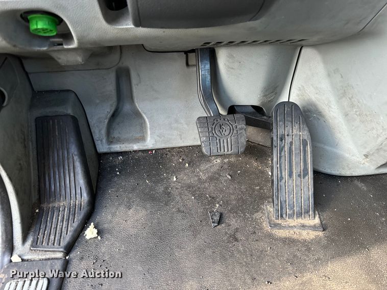 image for item DV5787 2020 Kenworth  T680 semi truck