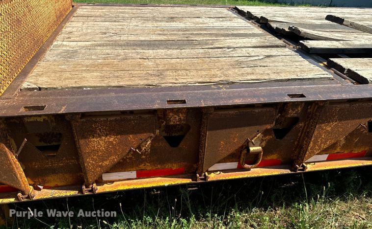 image for item DX0848 2000 Trail King TK70HT-492 hydratail drop deck equipment trailer