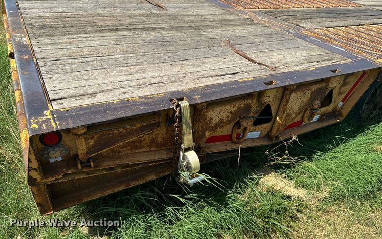 image for item DX0848 2000 Trail King TK70HT-492 hydratail drop deck equipment trailer