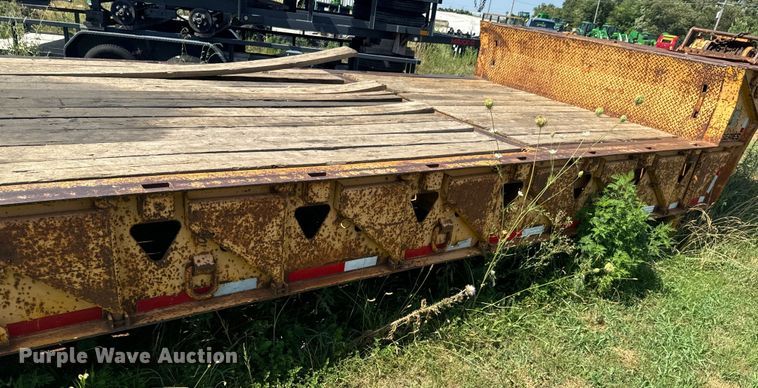 image for item DX0848 2000 Trail King TK70HT-492 hydratail drop deck equipment trailer