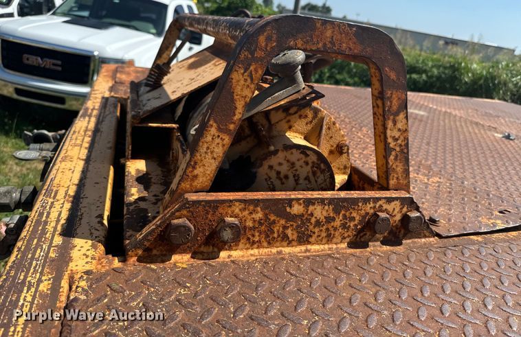 image for item DX0848 2000 Trail King TK70HT-492 hydratail drop deck equipment trailer