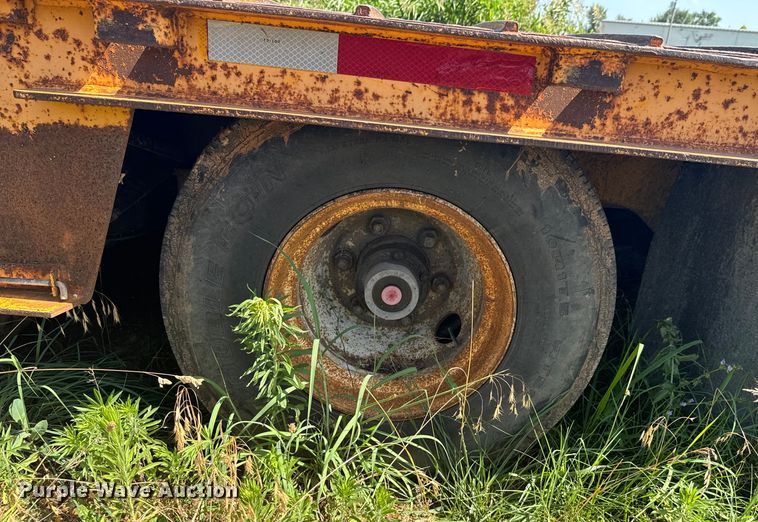 image for item DX0848 2000 Trail King TK70HT-492 hydratail drop deck equipment trailer