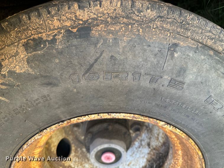 image for item DX0848 2000 Trail King TK70HT-492 hydratail drop deck equipment trailer