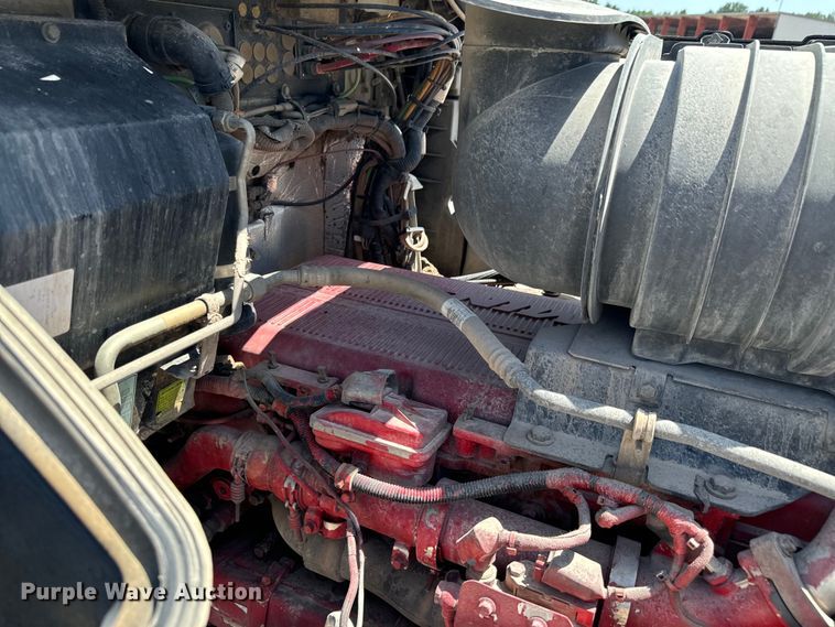 image for item DX0850 2013 Kenworth T660 semi truck