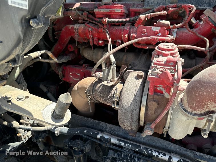 image for item DX0850 2013 Kenworth T660 semi truck