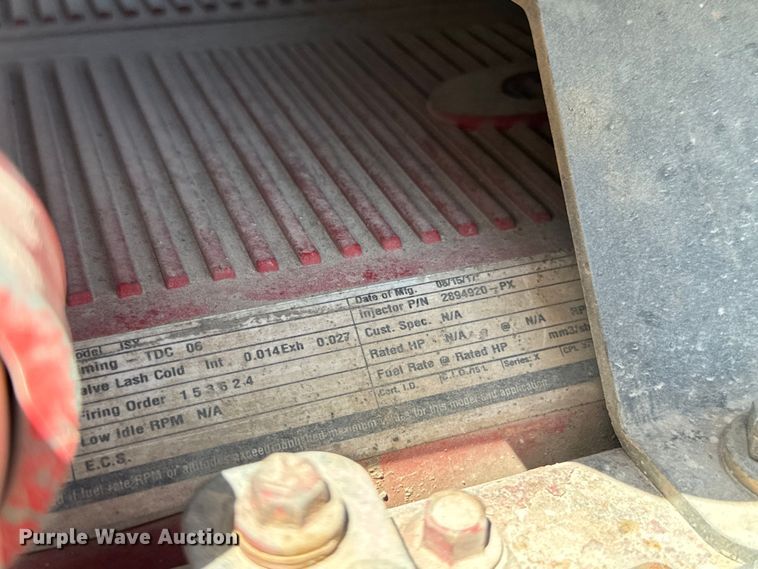 image for item DX0850 2013 Kenworth T660 semi truck