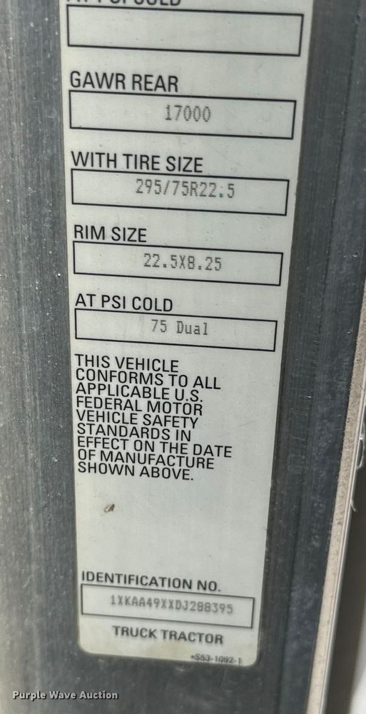 image for item DX0850 2013 Kenworth T660 semi truck