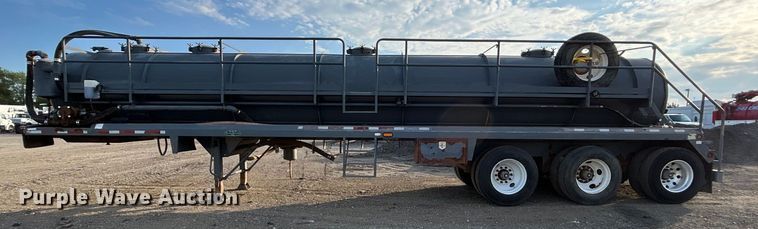 image for item EG0732 2012 Dragon Products, Inc. vacuum trailer