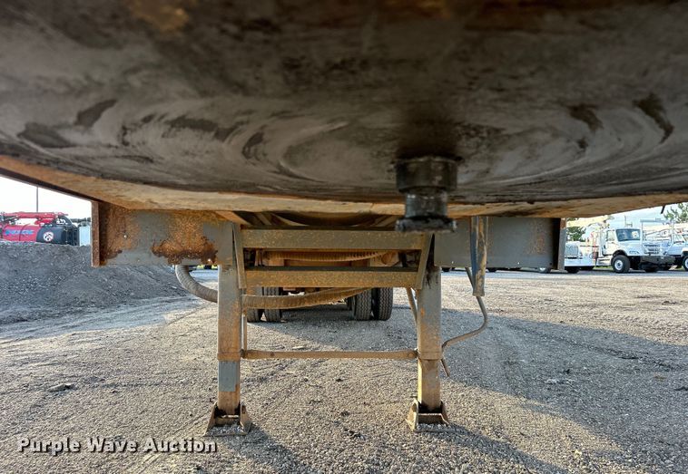 image for item EG0732 2012 Dragon Products, Inc. vacuum trailer