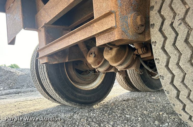 image for item EG0732 2012 Dragon Products, Inc. vacuum trailer